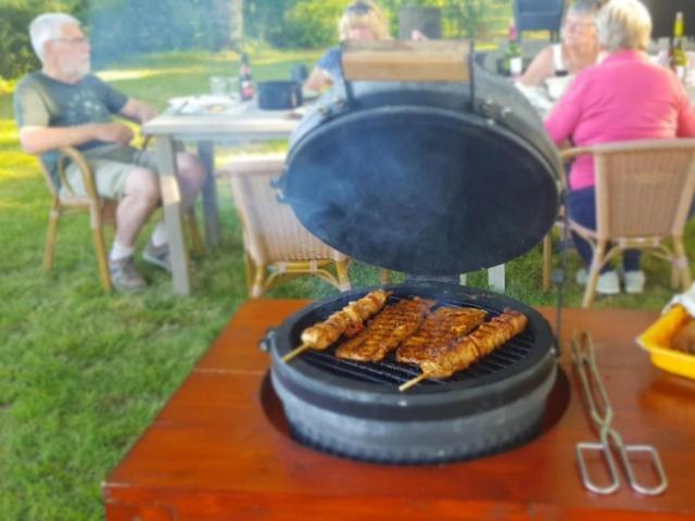 Glamping Les Arbres, Luxe Safaritent Met Zwembad Cronat Luaran gambar